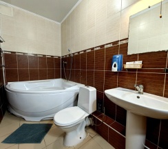 Двухместный полулюкс двуспальная кровать в Анна