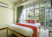 Двухместный номер Premium двуспальная кровать в OYO 928 Leaf Hostel