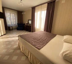 Двухместный номер Standard с балконом и с красивым видом из окна двуспальная кровать в Мечта