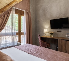 Делюкс с балконом в Stellar collection chalet, Krasnaya Polyana