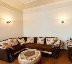 Люкс трехкомнатный в Империал