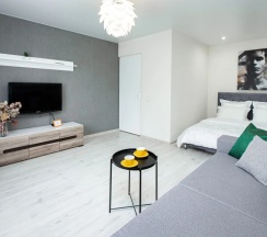 Апартаменты c 1 комнатой с балконом в Апартаменты Ladgorna на Обойной 4/2