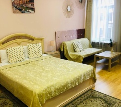 Улучшенный семейный номер в Венеция на Невском