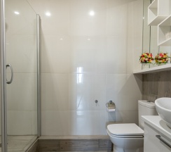 Апартаменты Англия с балконом (на ул. Павлюхина 110 В) в KazanHome
