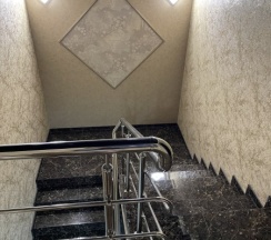Стандарт трехместный с одной двухъярусной и одной односпальной кроватью в Мотель