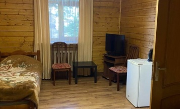 Двухместный номер Standard с балконом и с красивым видом из окна двуспальная кровать в Чегет