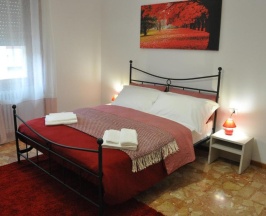 Двухместный номер Standard двуспальная кровать в CityWalls Guest House Bergamo