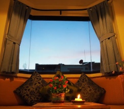 Четырёхместный семейный номер Standard с 4 комнатами в Your Place Inn