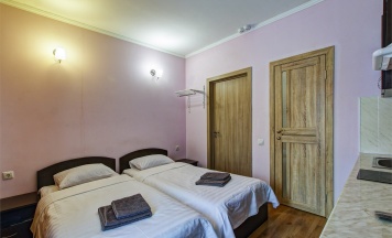Гостевой дом № 3, комната 9, стандартная двухместная в Цинцкаро