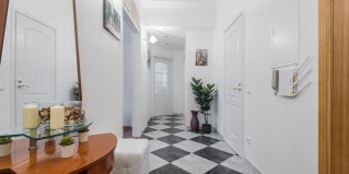 Москва: Апартаменты GMApartments (ДжиЭмАпартментс) на улице Большая Дмитровка 22 строение 1
