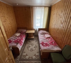 Двухместный номер Comfort с балконом и с красивым видом из окна 2 отдельные кровати в Лотос