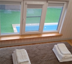 Коттедж с двумя спальнями с видом на море в 4 Сезона