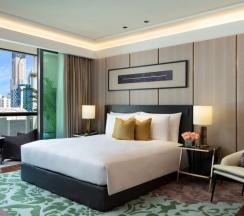 Четырёхместный люкс Themed с 2 комнатами в Siam Kempinski Hotel Bangkok
