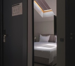 Двухместный номер Мансардный двуспальная кровать в Sapiens Hotel
