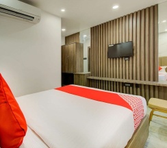 Двухместный номер Standard двуспальная кровать в Capital O 23031 V Hotel