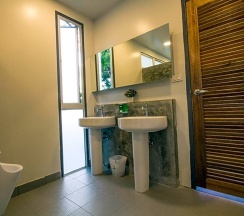 Кровать в общем номере в Ducati Bike Box Hostel