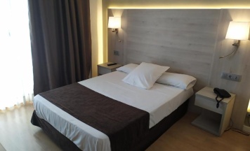 Одноместный номер в Hotel Helios Lloret