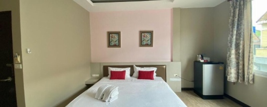 Двухместная студия Deluxe двуспальная кровать в The Blue Pearl Kata Hotel