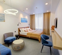 Улучшенный двухместный номер с 1 кроватью и видом на море в SV hotel