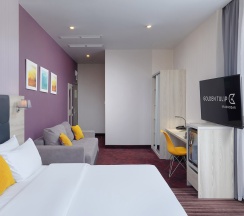 Панорамный люкс в Golden Tulip
