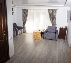 Семейный люкс в Emerald