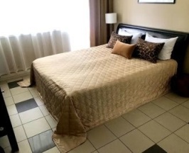 Стандарт с сауной и 1 двуспальной кроватью (1 этаж) в Vania rooms