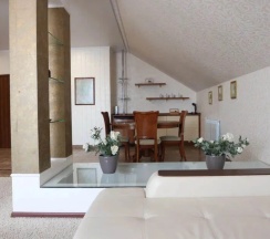 Номер люкс № 9, 10 в Гранд