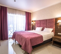 Номер Стандарт №22-24 и №32-34 с балконом в Орлиное гнездо