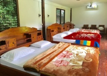 Двухместный номер Standard с видом на сад двуспальная кровать в Huainamrin Resort Maehongson The Creek