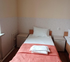 Кровать в 6-местном общем номере в Smart Hotel KDO Калуга