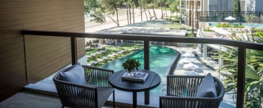 Двухместный номер Premium Club Lounge Access с видом на бассейн 2 отдельные кровати в InterContinental Phuket Resort, an IHG Hotel