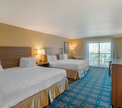 Двухместный номер Standard с балконом 2 отдельные кровати в Best Western Plus Ocean City