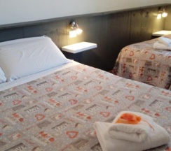 Трёхместный номер Comfort в Gira Guest House