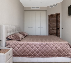 Двухкомнатный DeLuxe с одной спальней (6 этаж) в Real Apartments Sochi