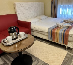 Номер комфорт в Home Hotel