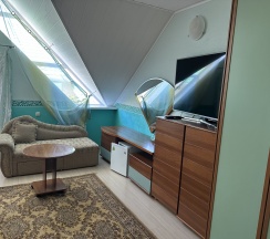 Стандартный трехместный номер в Ямал