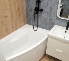 Двухместный люкс с балконом (двуспальная кровать) в Luxury Studio Na Pushkina Flat