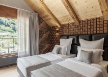 Делюкс с балконом и видом на горы в Stellar collection chalet, Krasnaya Polyana