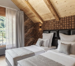 Делюкс с балконом и видом на горы в Stellar collection chalet, Krasnaya Polyana