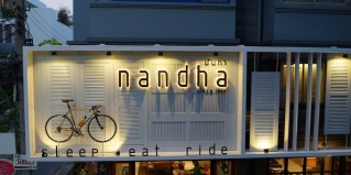 Бангкок: Отель Nandha Hotel