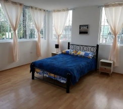 Двухместный номер Standard с видом на город двуспальная кровать в Hostal Cervatos