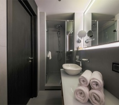 Mercure Comfort Twin в Mercure Hotel and Residences Saint Petersburg