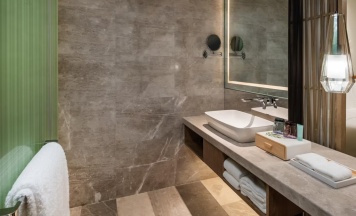 Четырёхместный номер Premium с видом на море в Holiday Inn Resort Sanya Bay by IHG