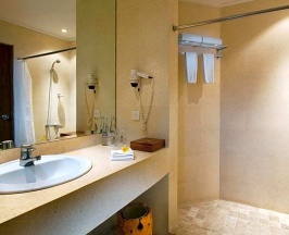 Номер Superior в Keraton Jimbaran Beach Resort