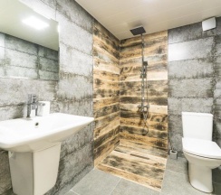 Двухместный номер Standard с балконом двуспальная кровать в Hotel Chatini Mestia
