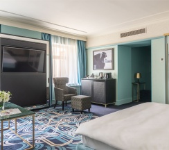 Люкс в Cosmos Selection Saint-Petersburg Nevsky Royal Hotel