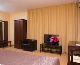 Двухместный полулюкс с видом на город двуспальная кровать в Riposo