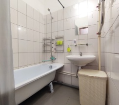 2х комнатная квартира на магистральная 121 в Apartament