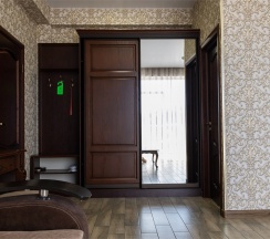 Люкс с балконом и видом на море в Karap palace hotel