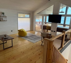 Коттеджи в Moon House